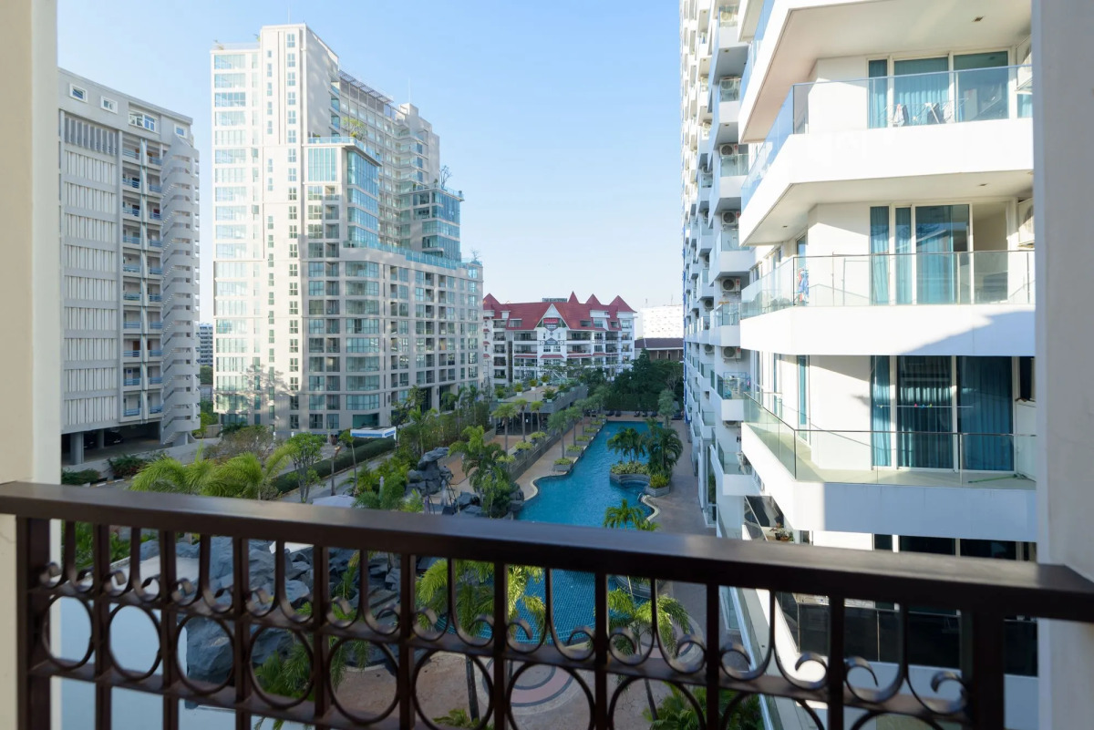 Курортный отель The Hideaway Resort Pattaya Chonburi