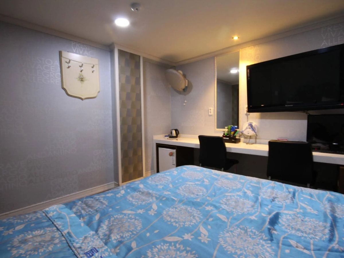 Top Motel