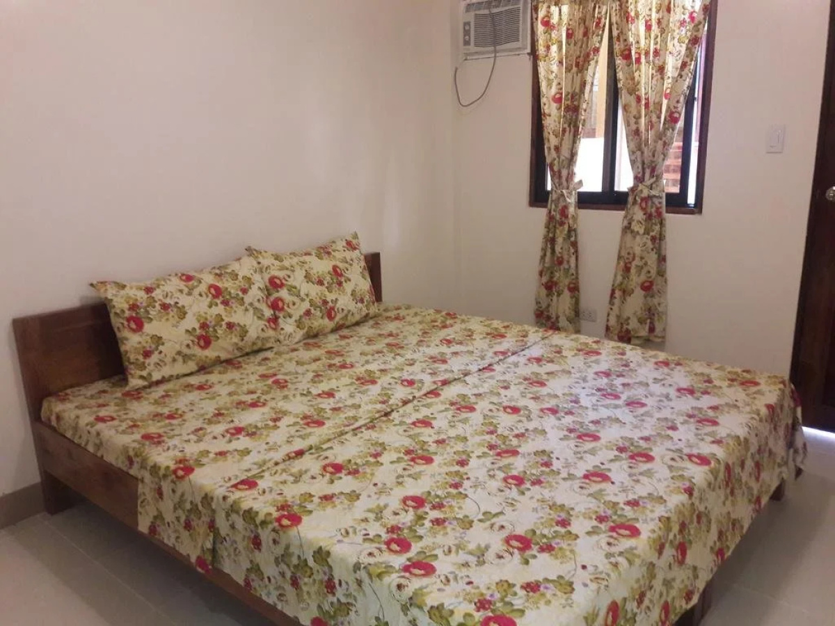 Ausan Beach Front Cottage and Restaurant