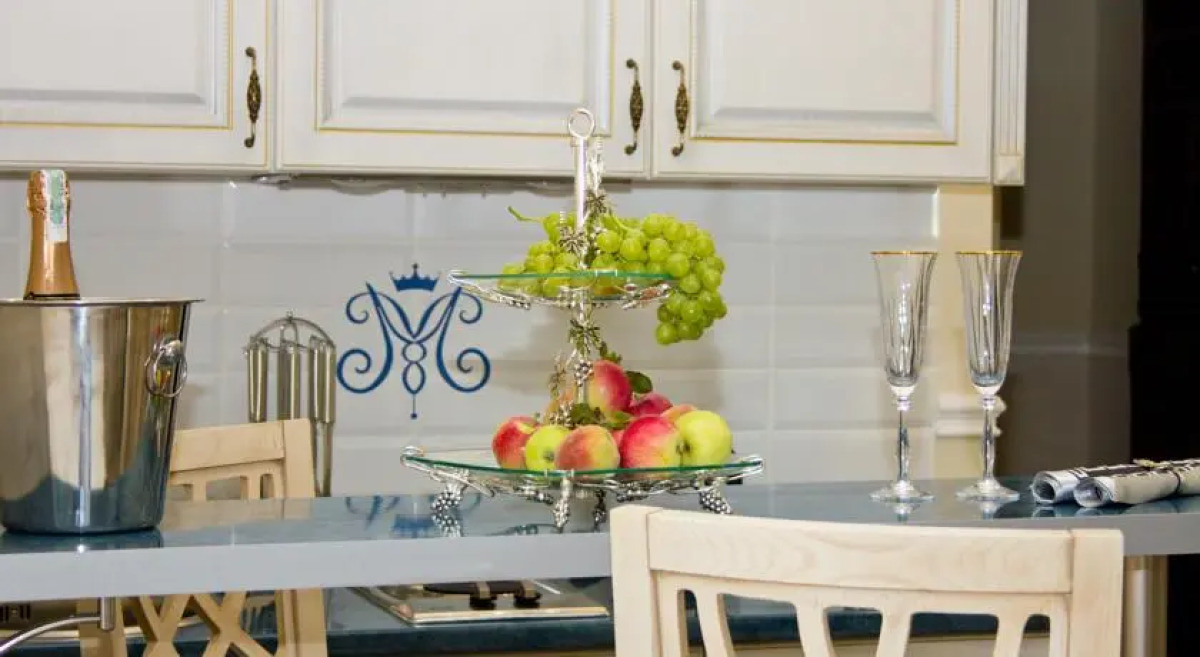 Metro Hotel Apartments