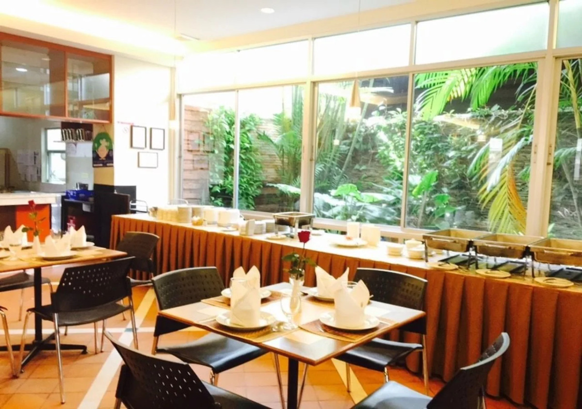 Hadyai Golden Crown Hotel