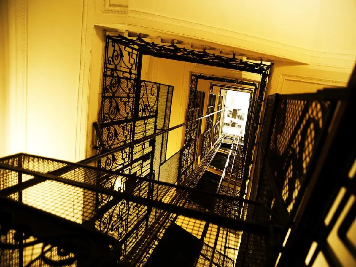 Отель Continental Genova