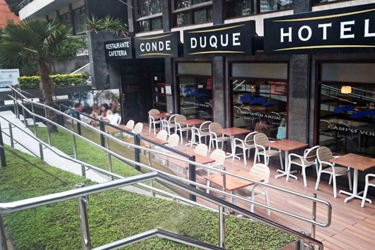 Отель Conde Duque Bilbao