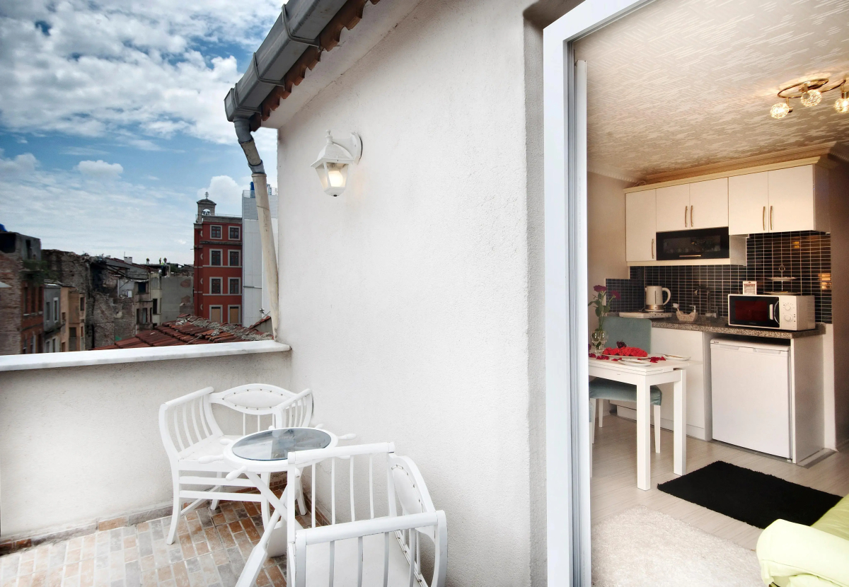 Lemon Residence