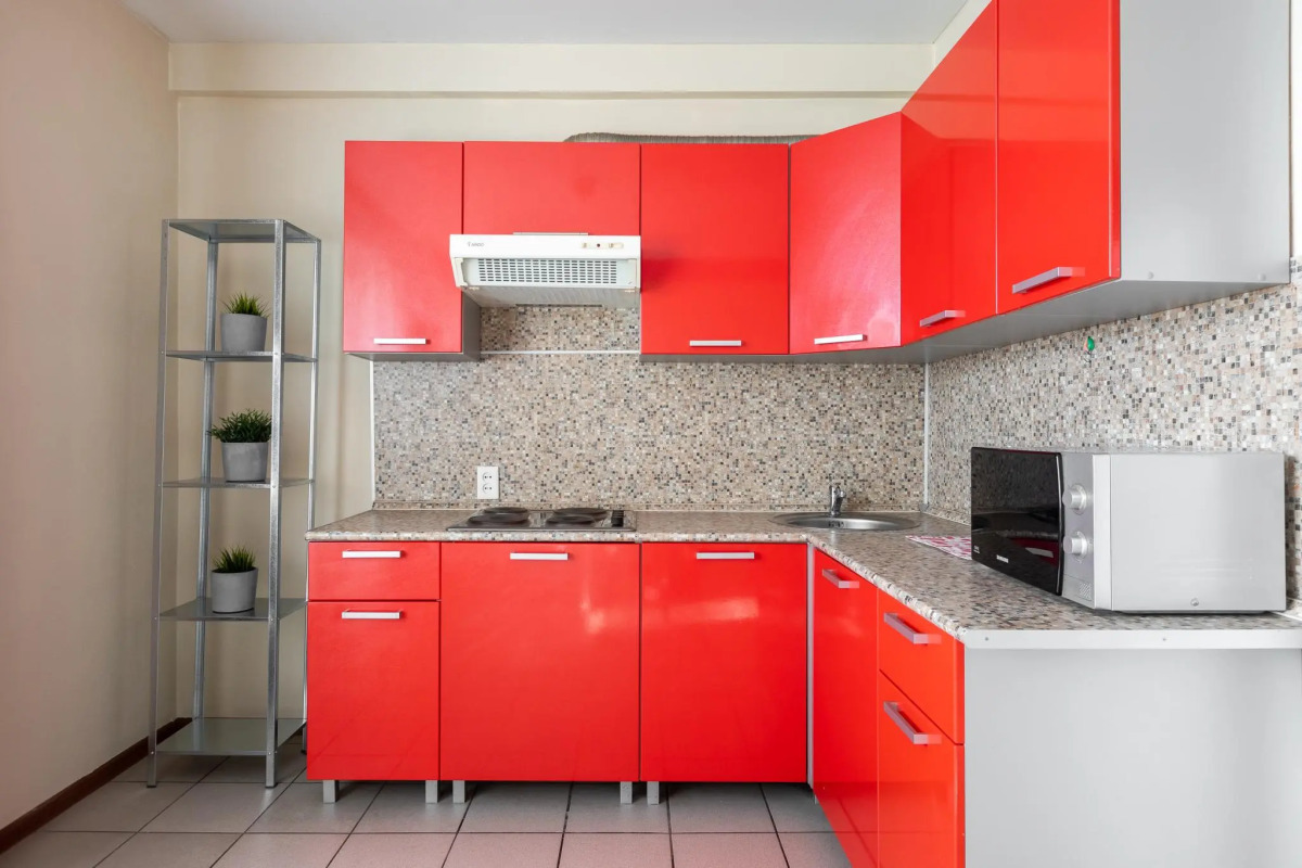 Tolstoy Apart Лейтейзена 9