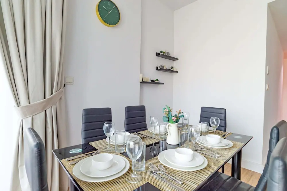 Marina View Luxury 2BR Apartment - SBL