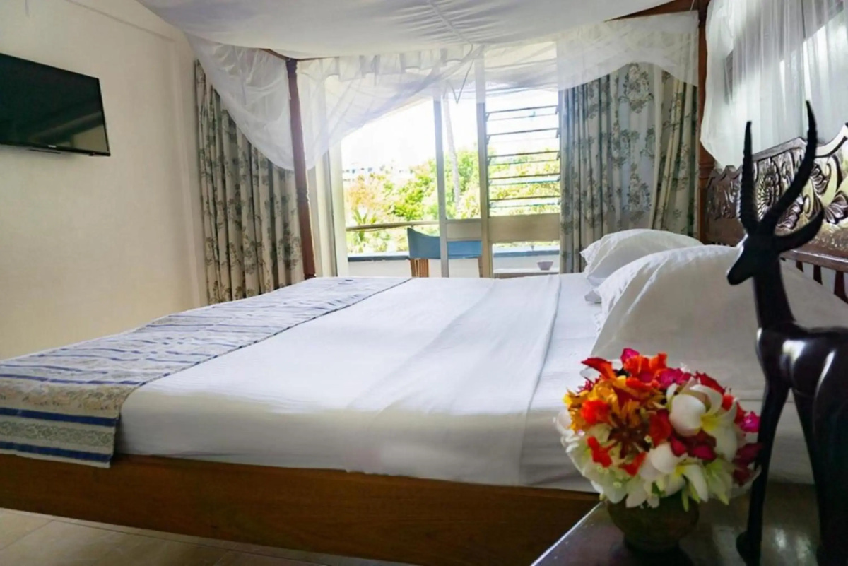Reef Hotel