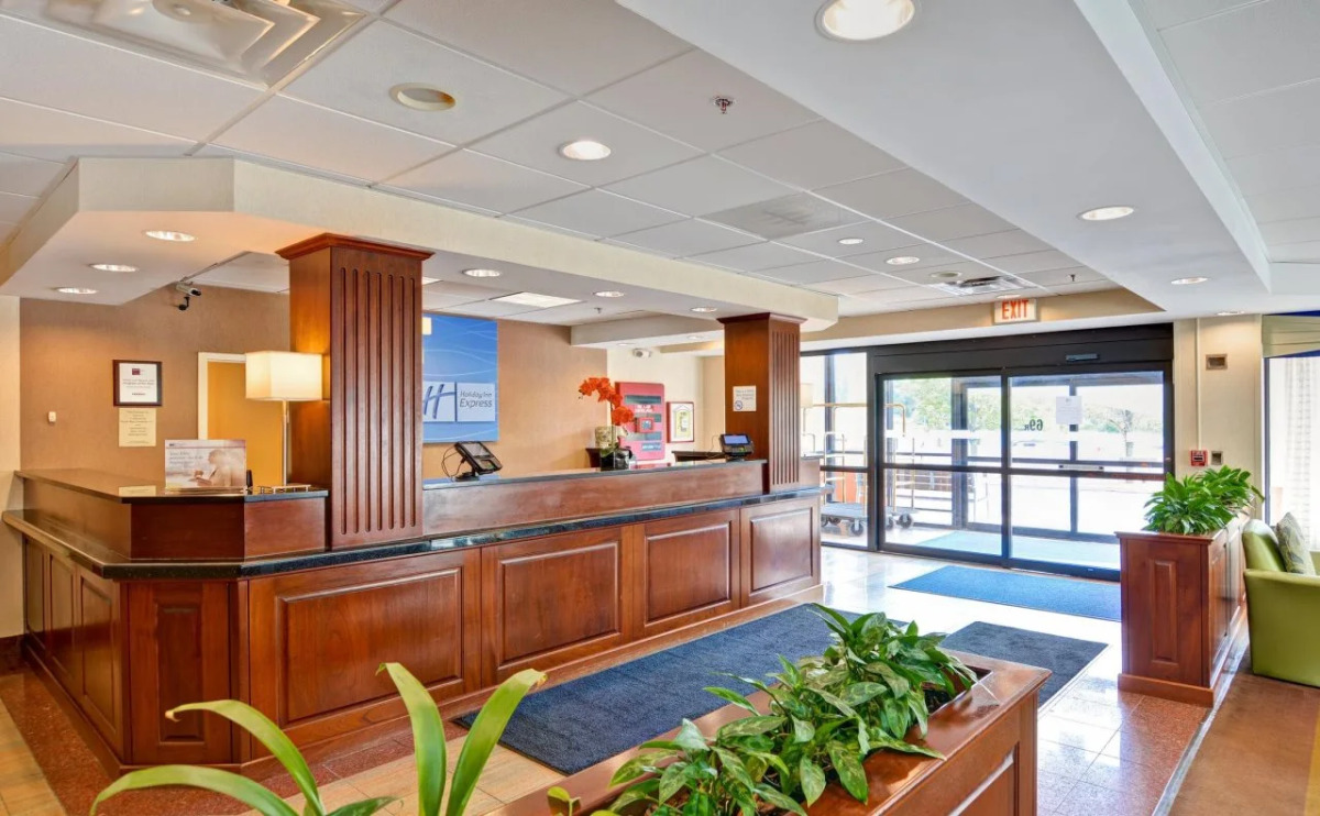 Holiday Inn Express Boston by IHG