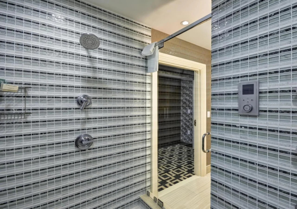 Hilton Checkers Los Angeles