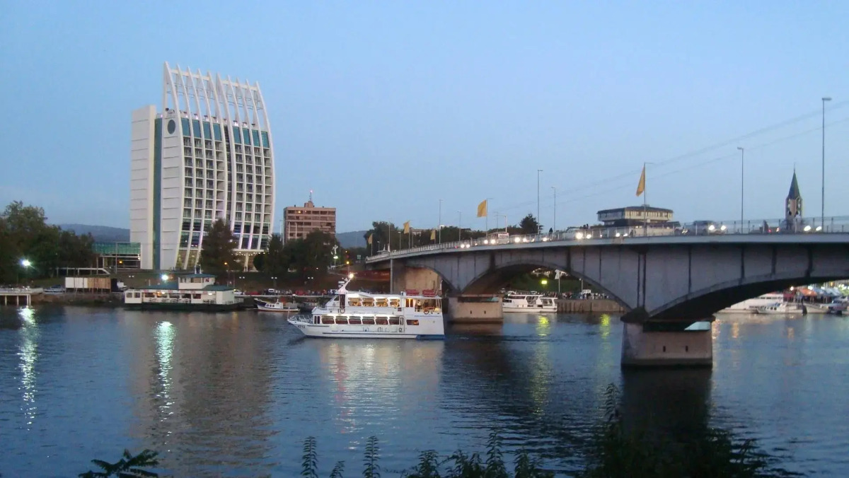 Hotel Dreams Valdivia