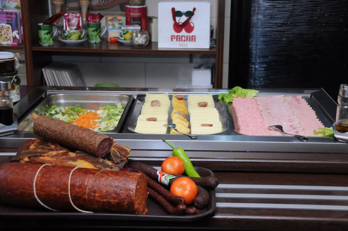 Green Hotel Budapest