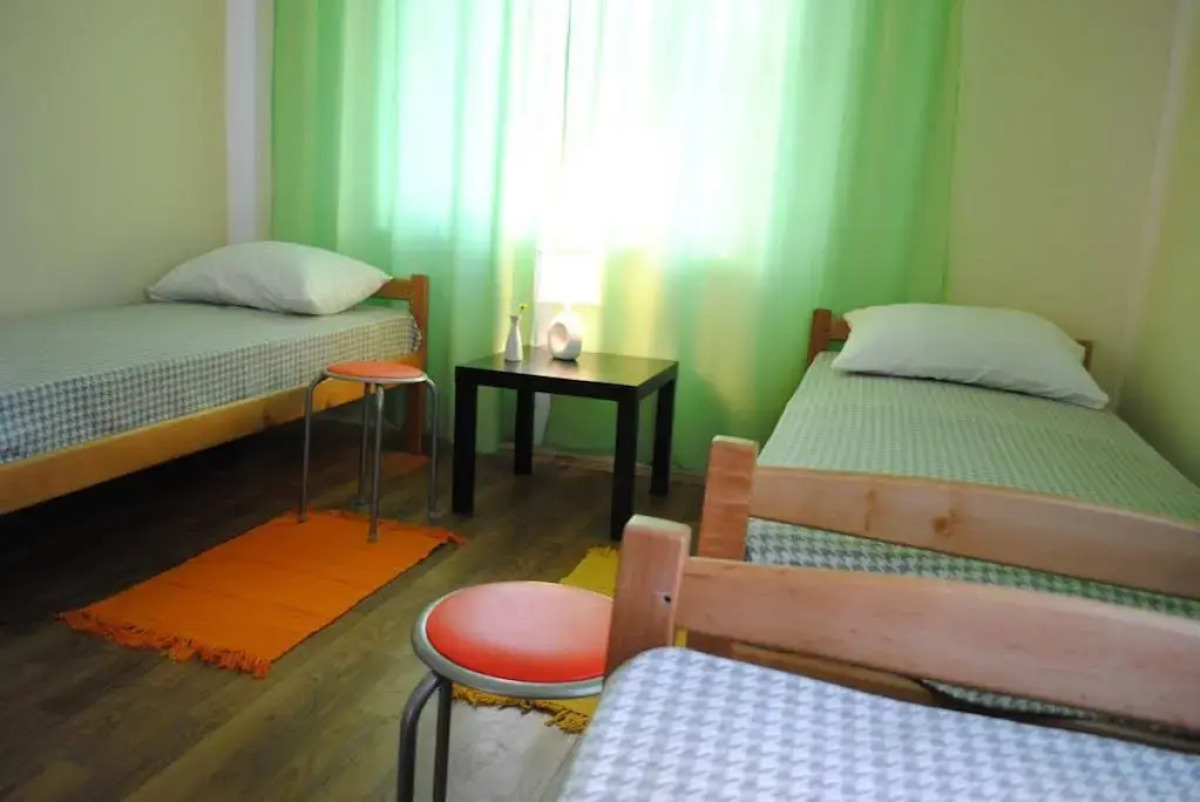 Домино Хостел