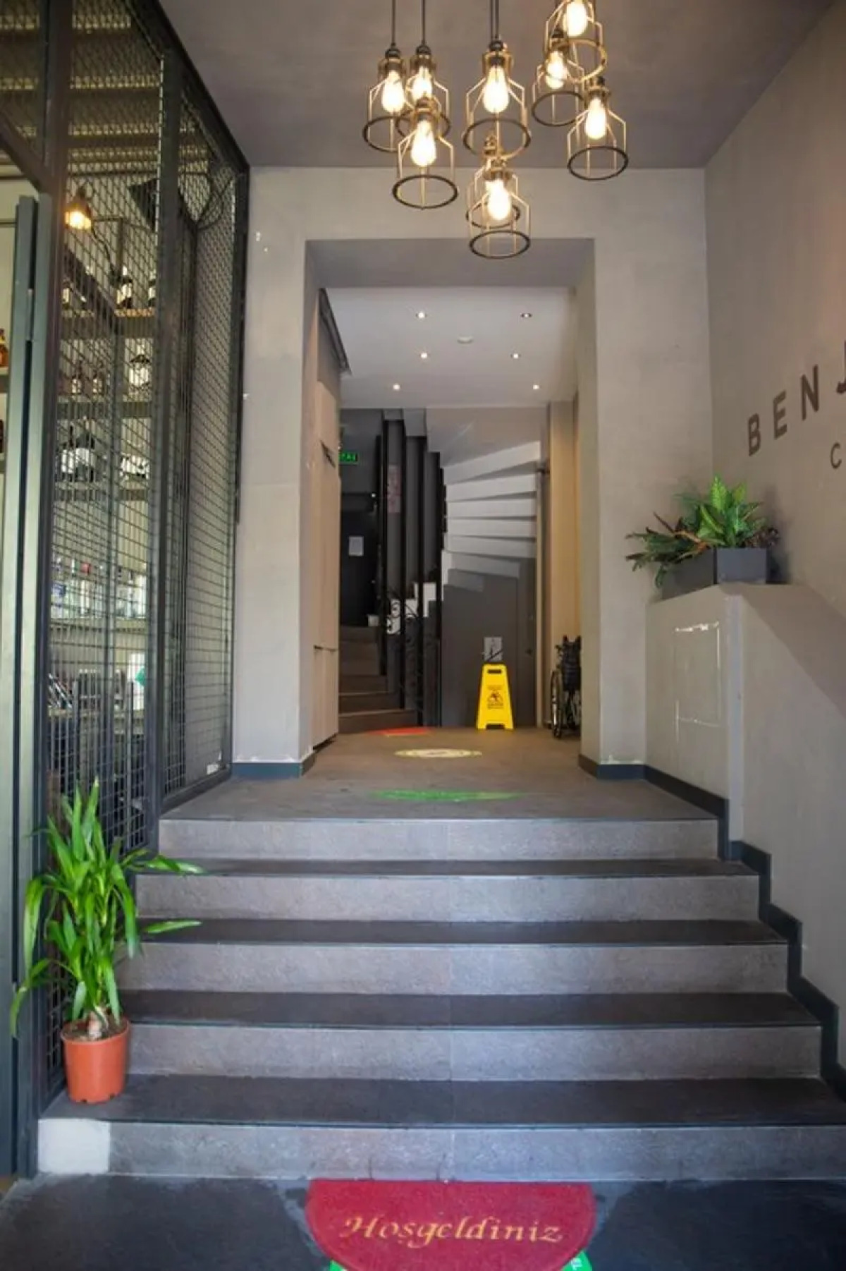 The Hera Suit Hotels