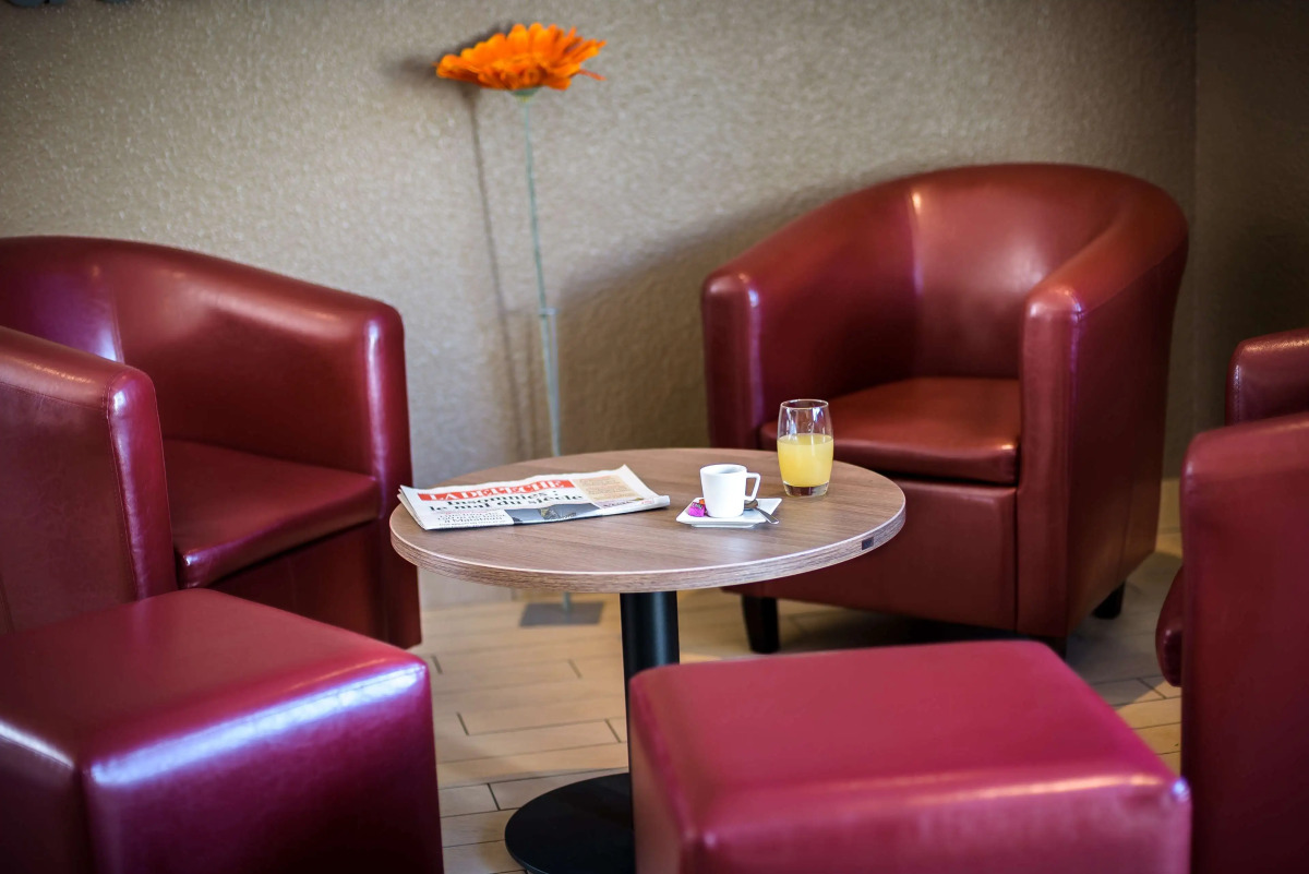 Hôtel Campanile Toulouse Nord - Sesquières