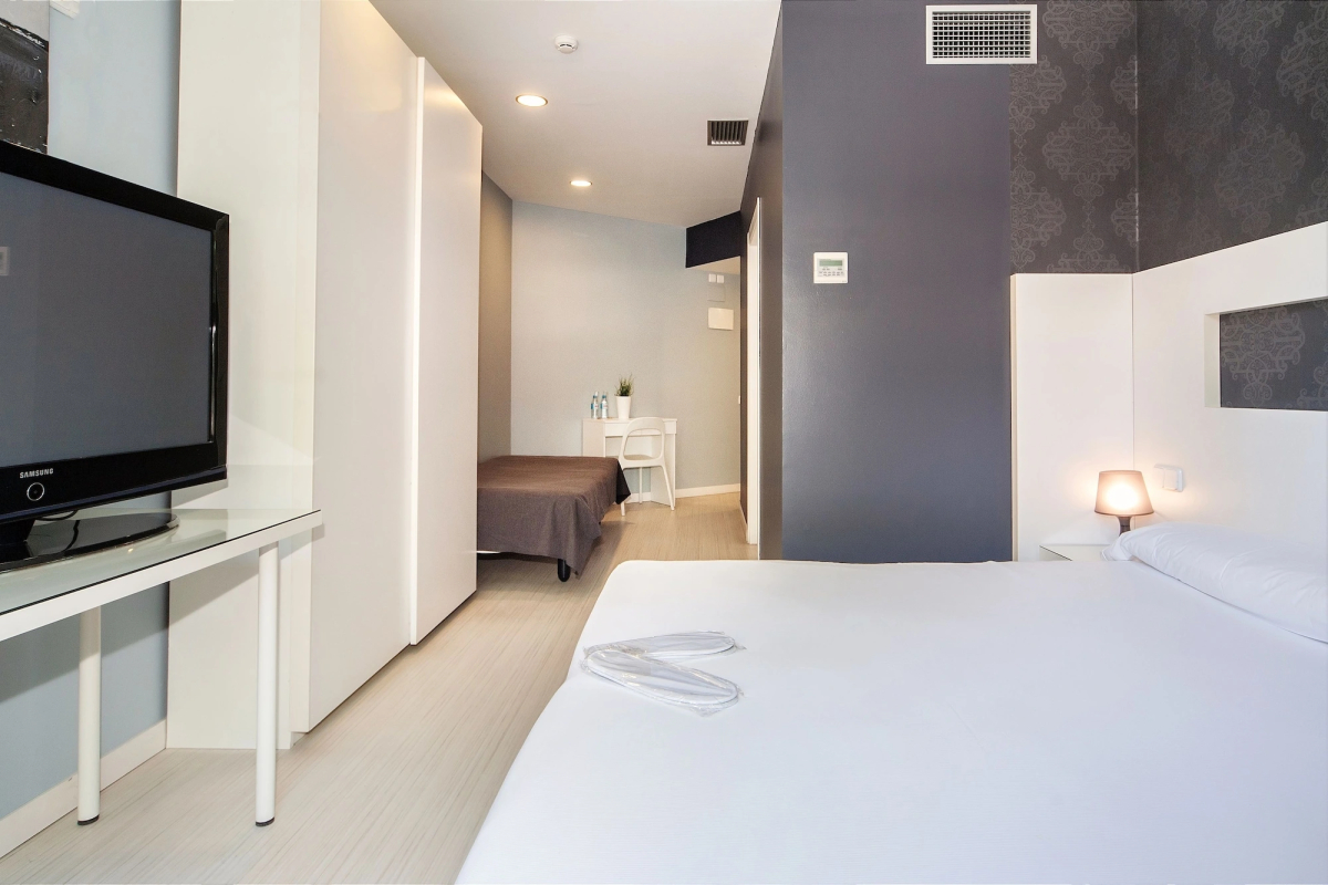Отель Barna House Hotel