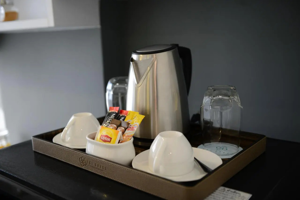 The Grass Serviced Suites by At Mind