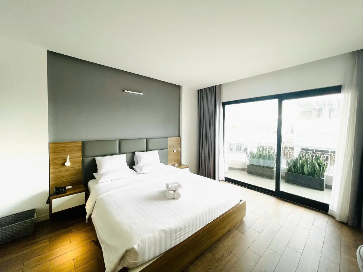 Royal Dragon Boutique Hotel