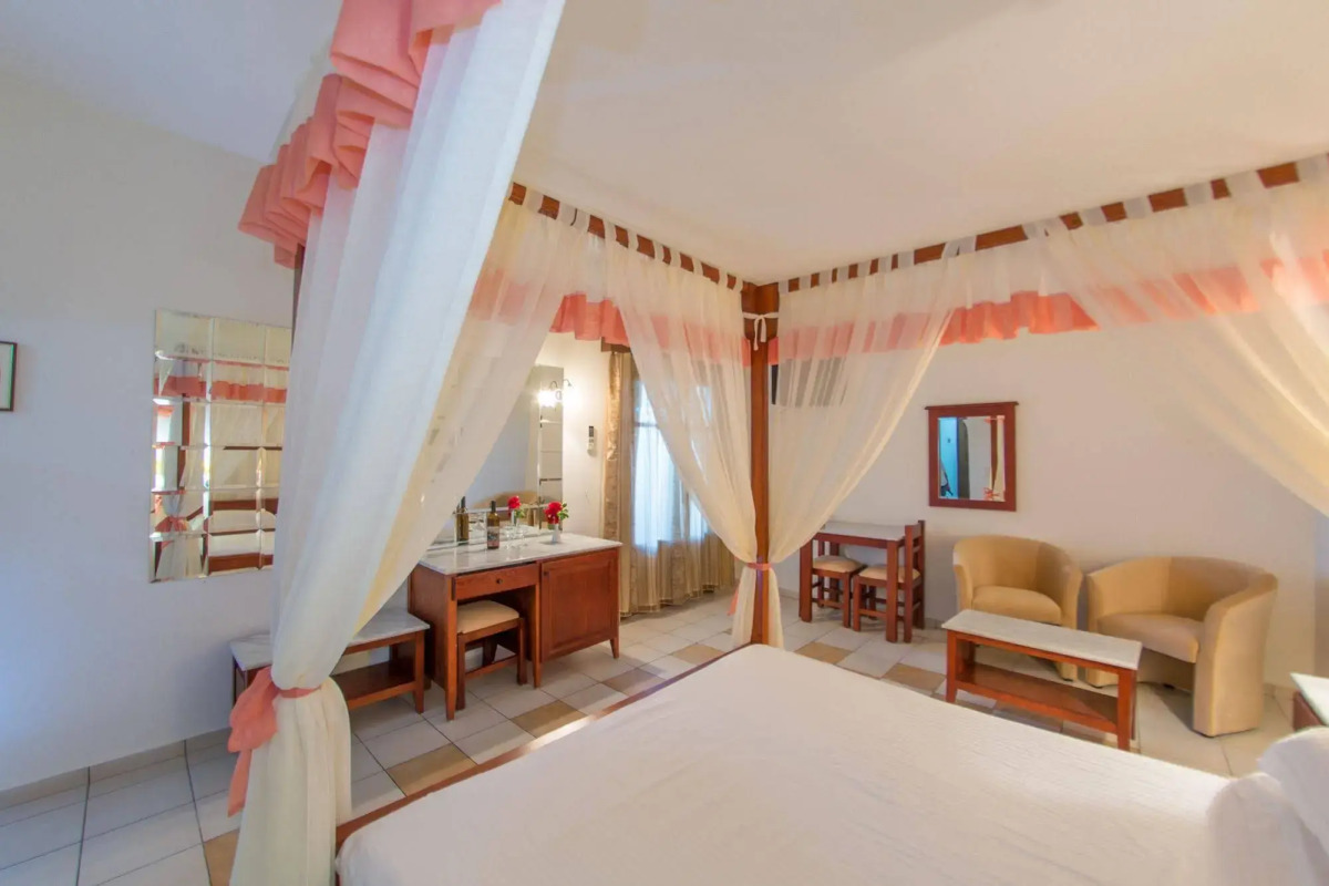 Sea View Village - Studios & Apartments