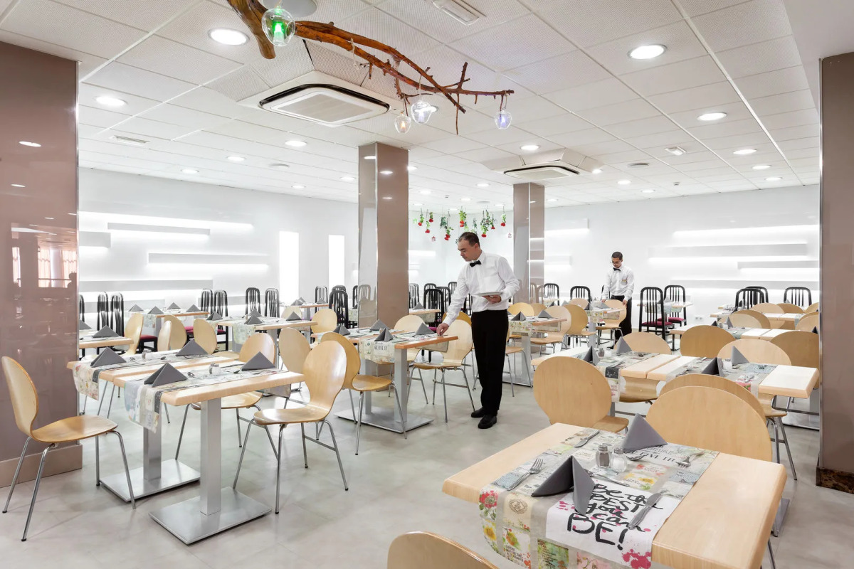 Playaolid Suites & Apartments