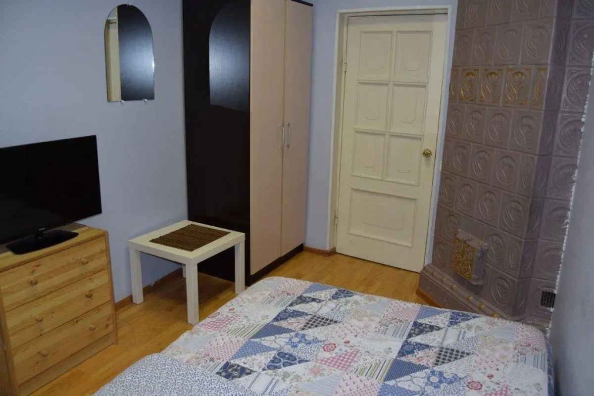 Меблированные комнаты 4 стороны света