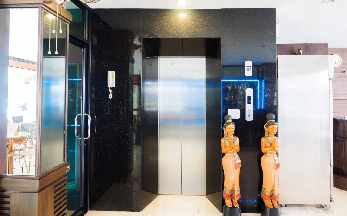 Patong Moon Inn Guesthouse