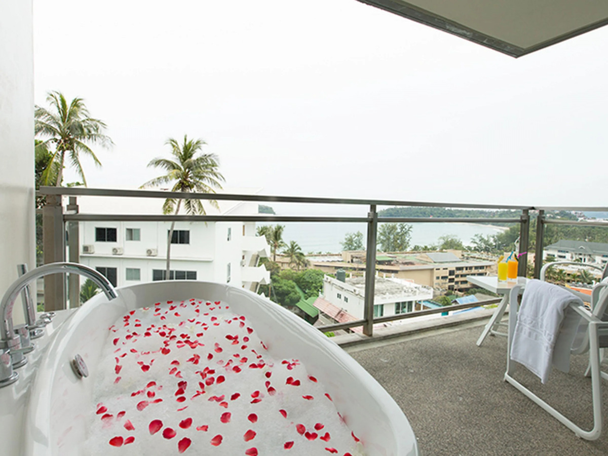 Sugar Palm Grand Hillside