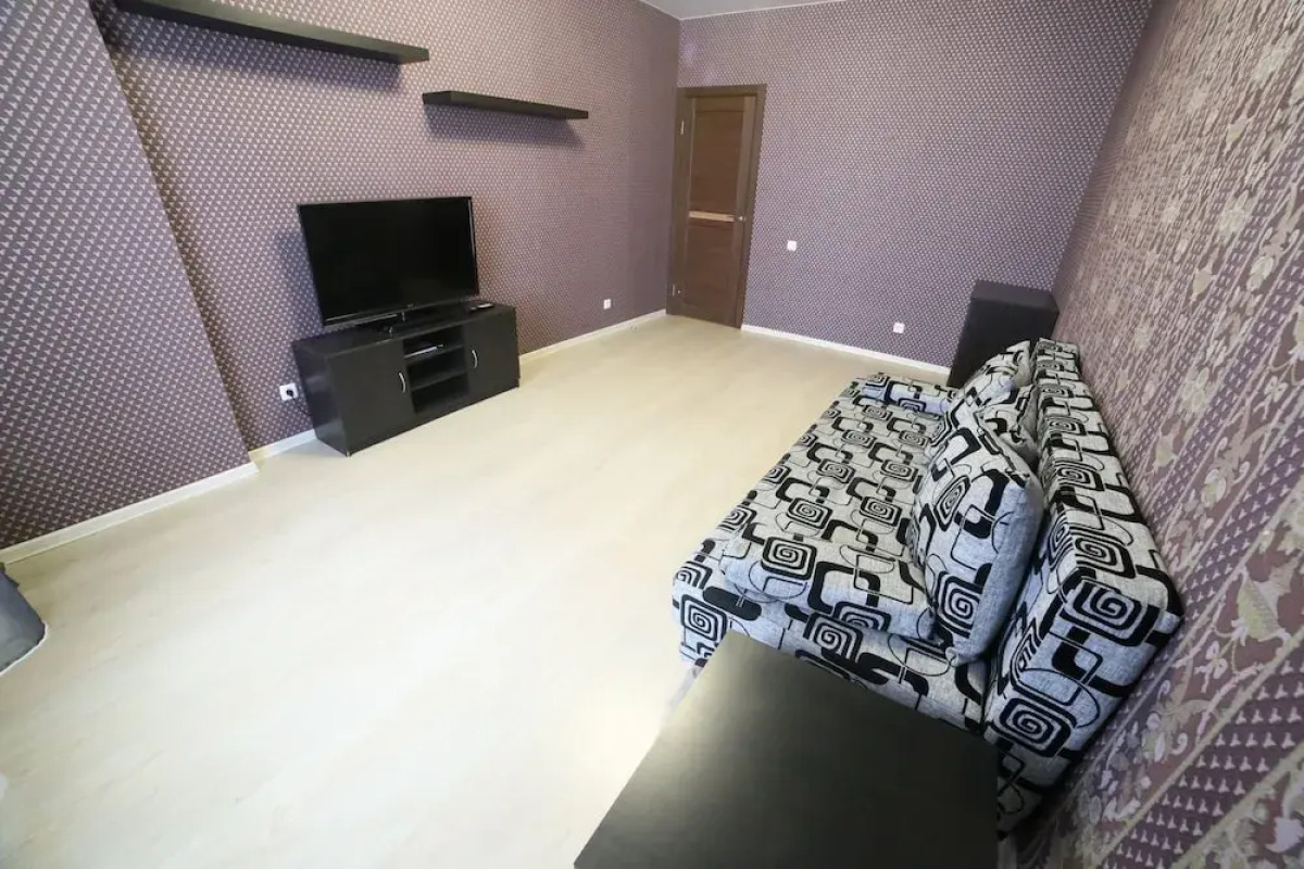 ул. Комсомольская, 15-44