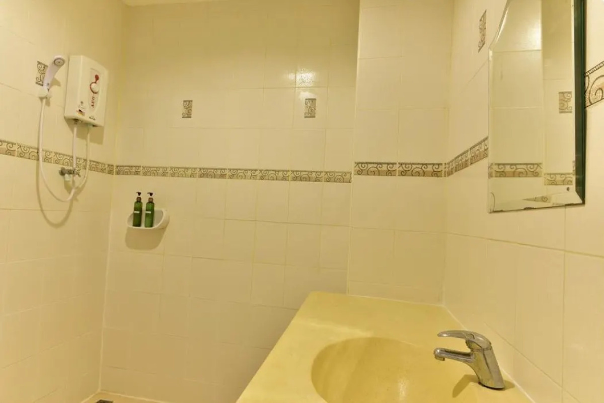 Ratchadamnoen Residence