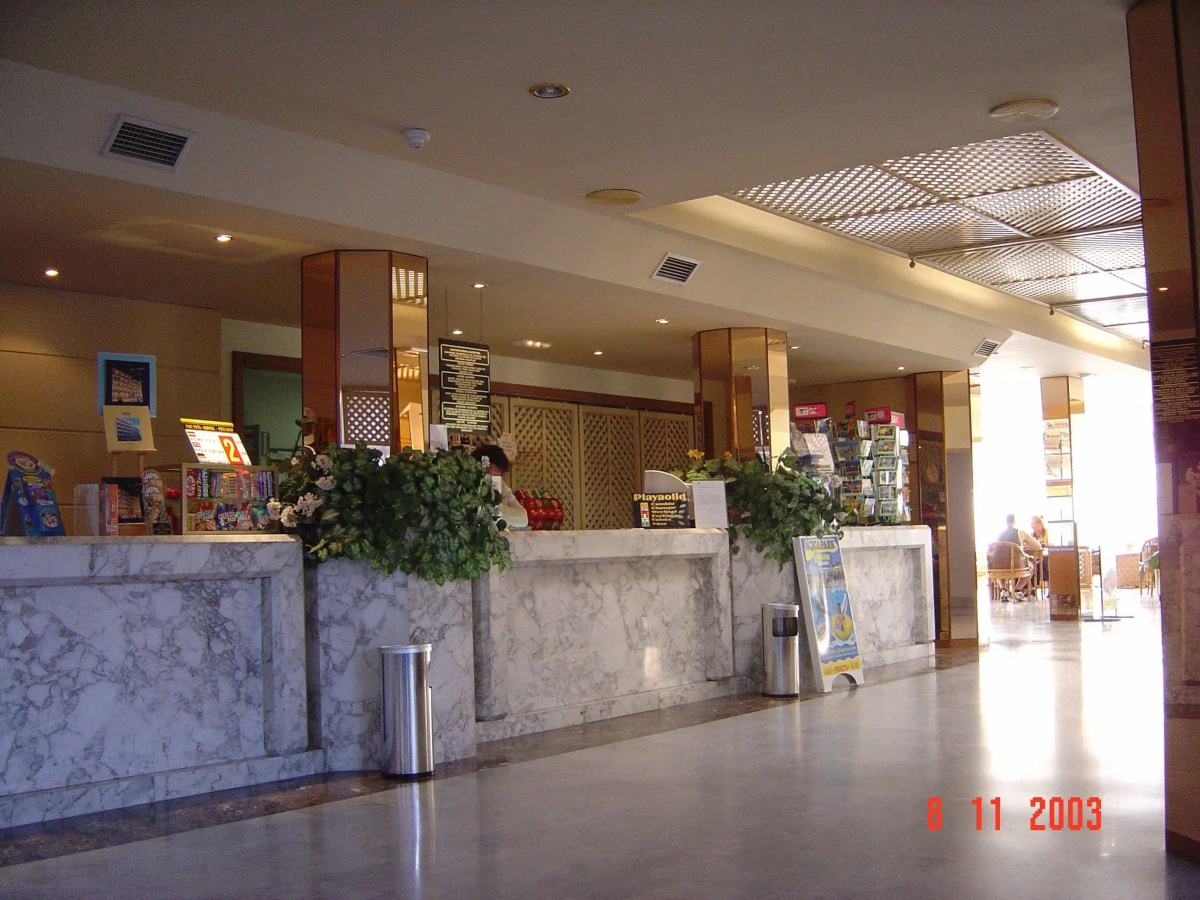 Playaolid Suites & Apartments