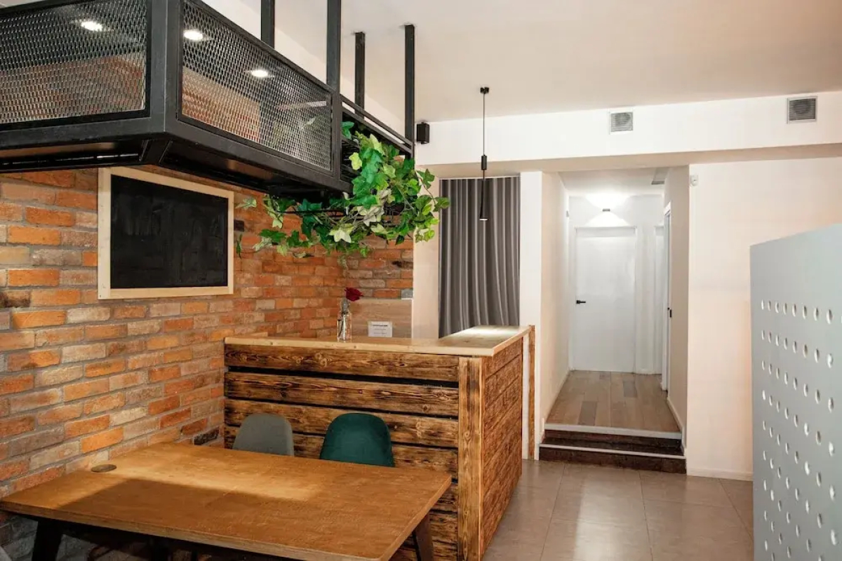 Отель The Tbilisi Pod