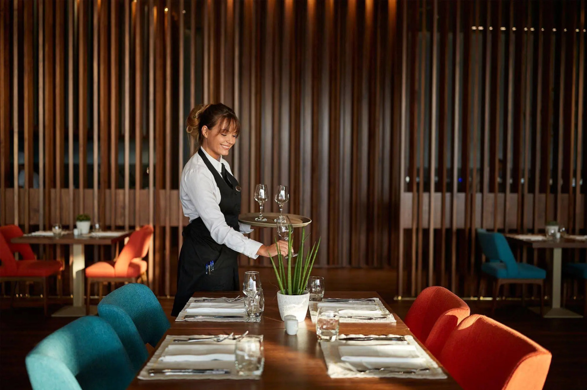 Maestral Resort & Casino