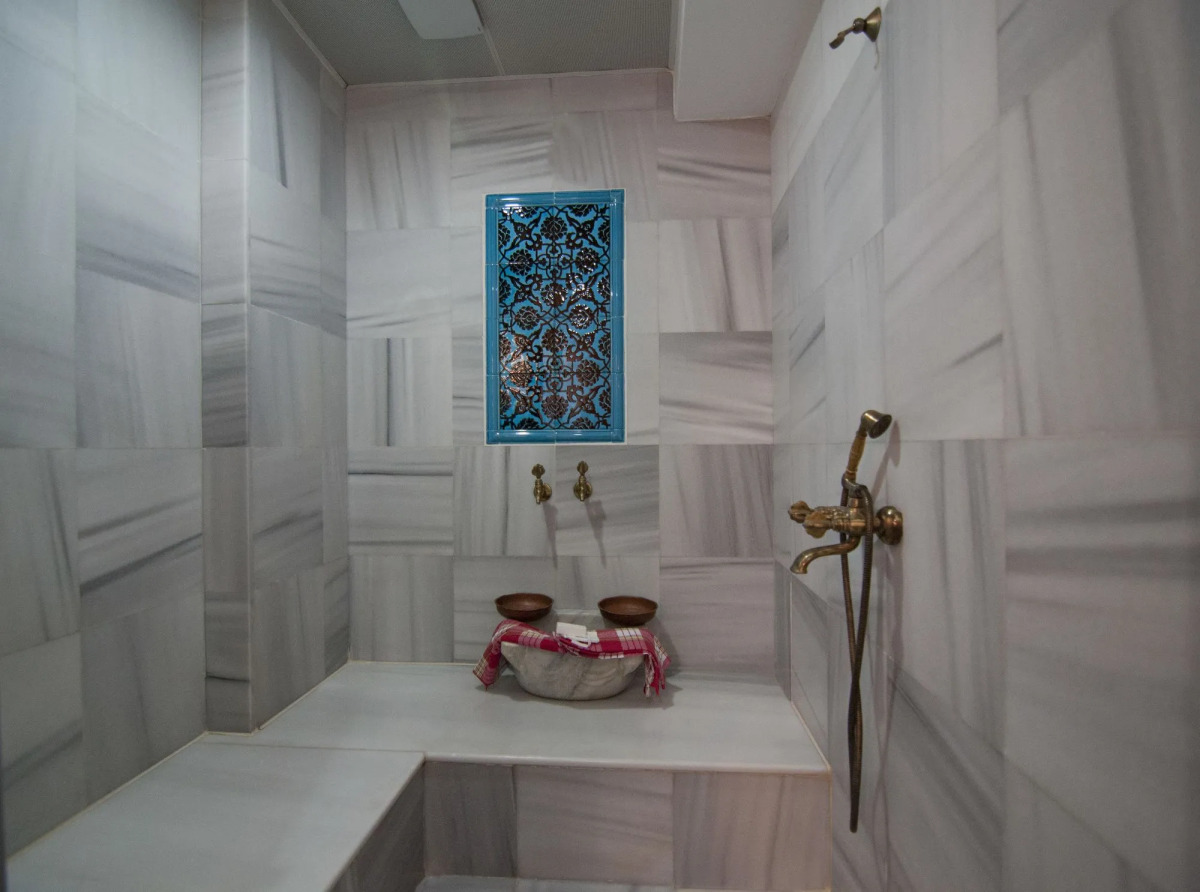 Seraglio Hotel & Suites