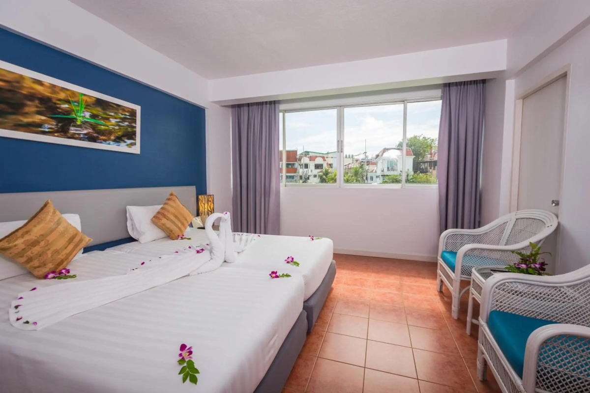 Отель On Hotel Phuket