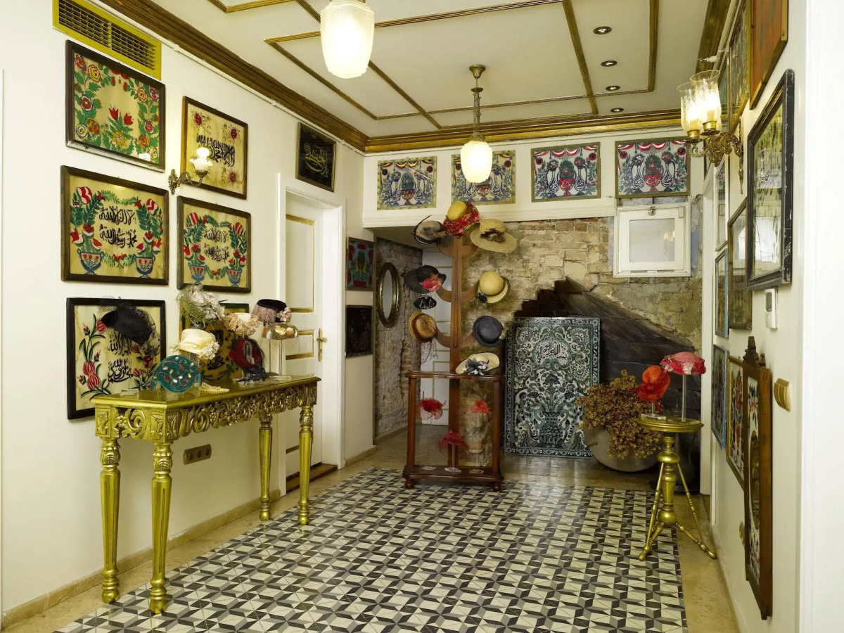 Erten Konak - Special Class