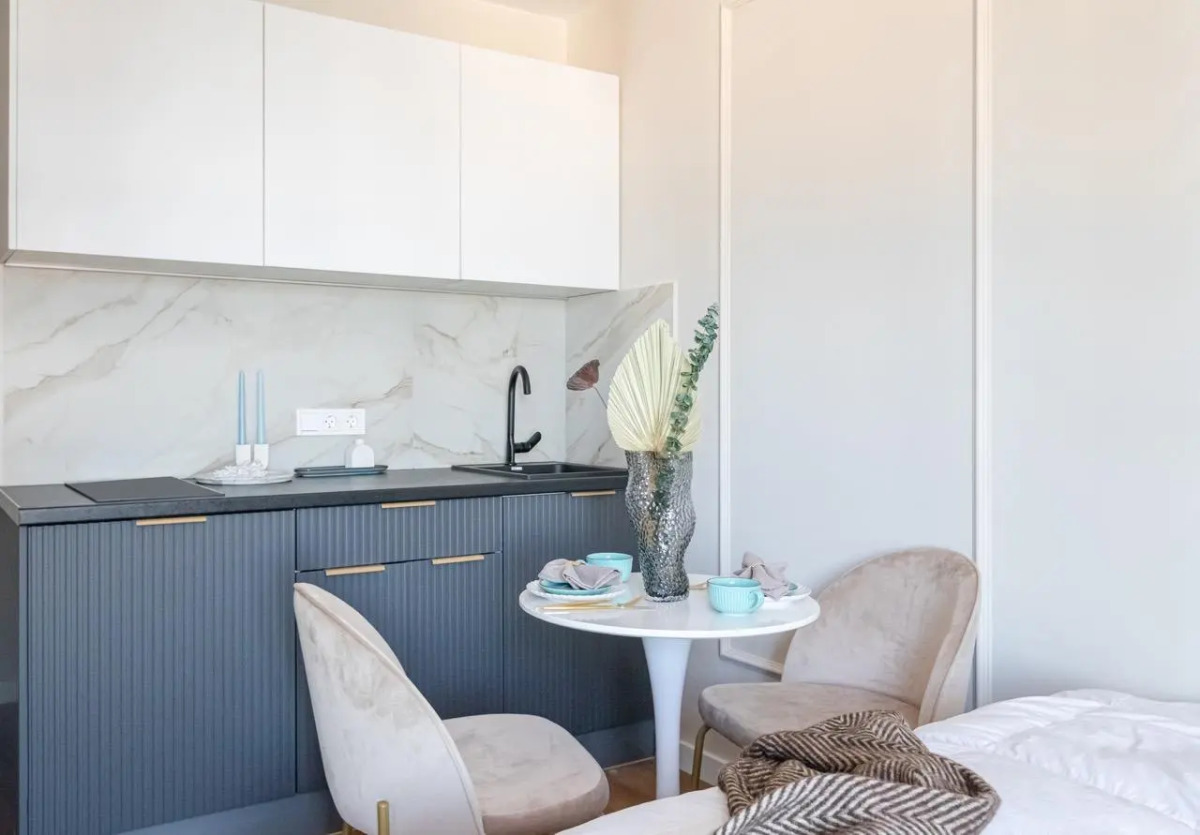 Full House (Фулл Хаус) на улице 1-я Магистральная 25