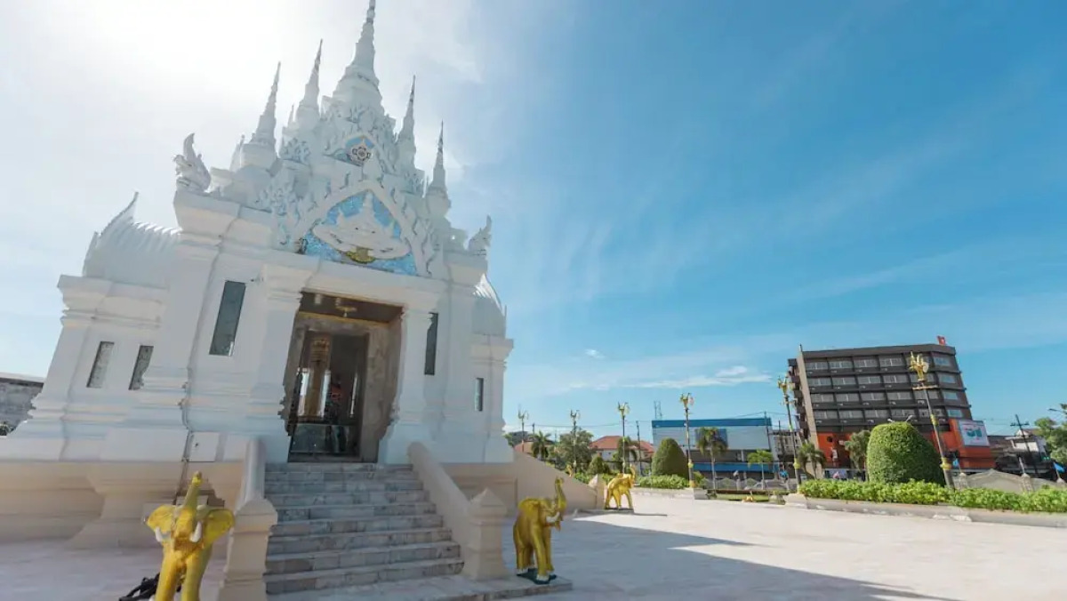 B2 Surat Thani Boutique & Budget Hotel