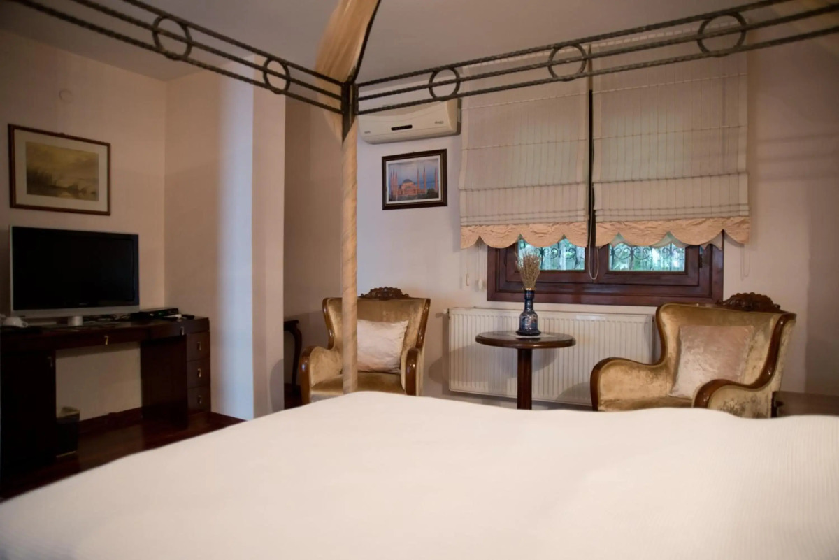 Villa Sphendone Suites