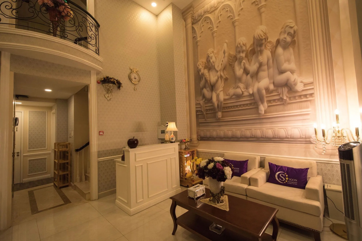 Saigon By Night Luxury Hotel