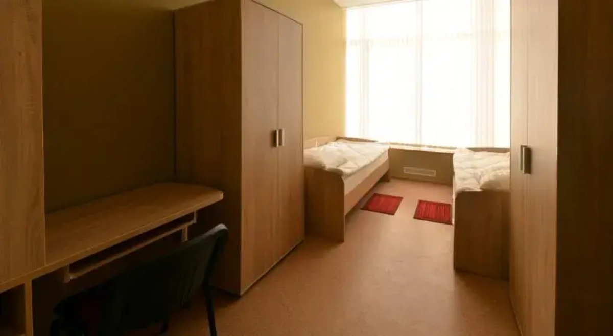 на Бутлерова