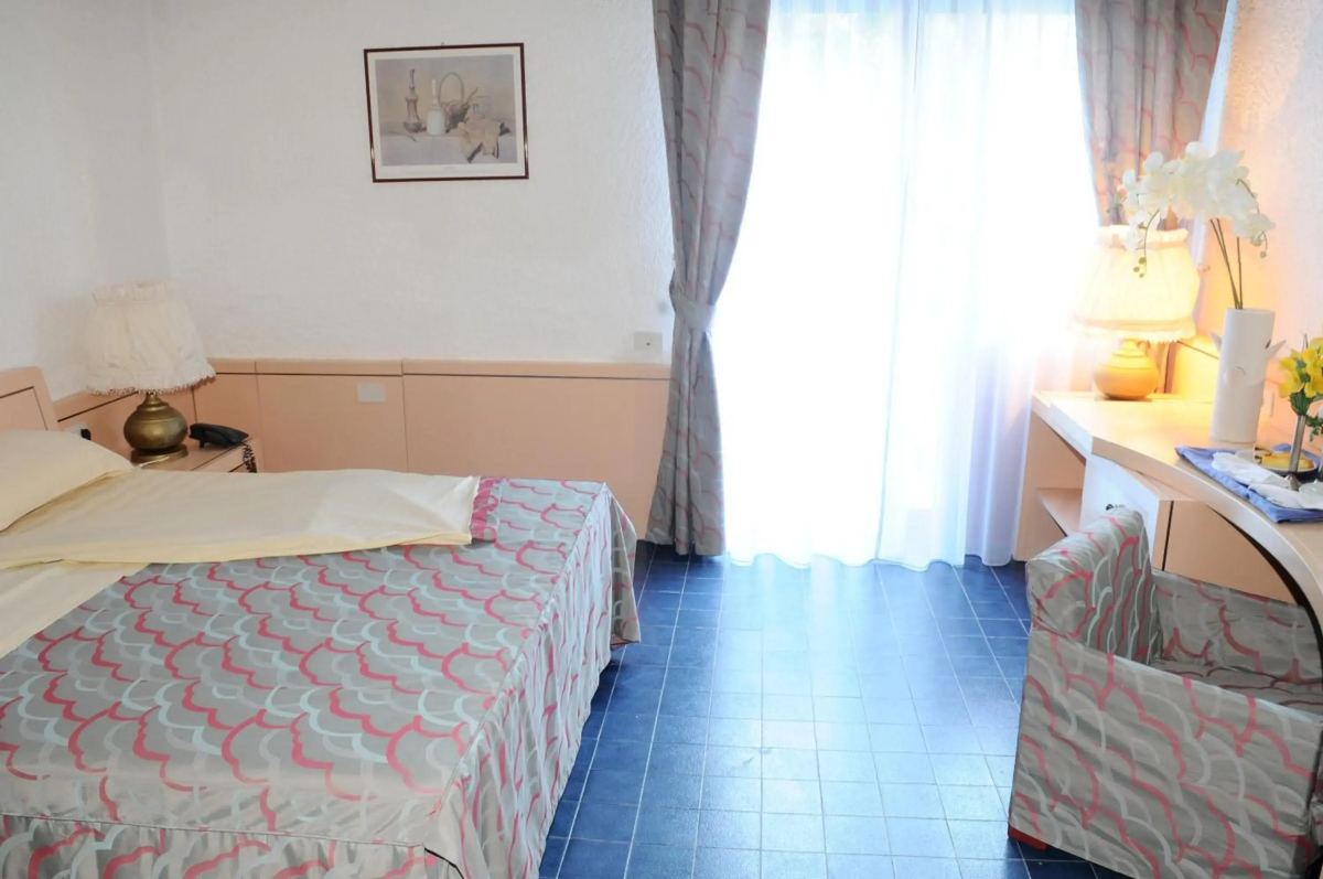 Marina Club Hotel