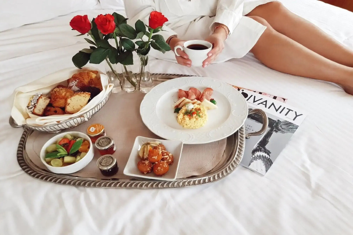 Отель Divani Caravel