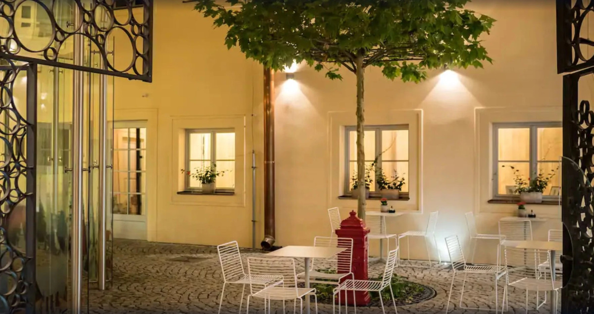 Old Royal Post Boutique Hotel & Premium Suites