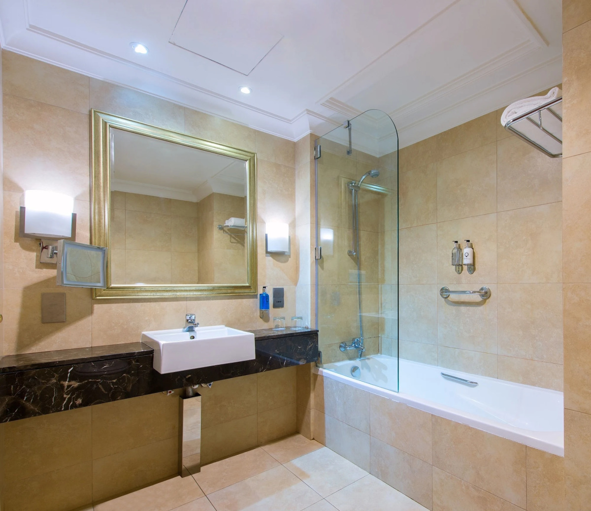 Somewhere Hotel Apartment