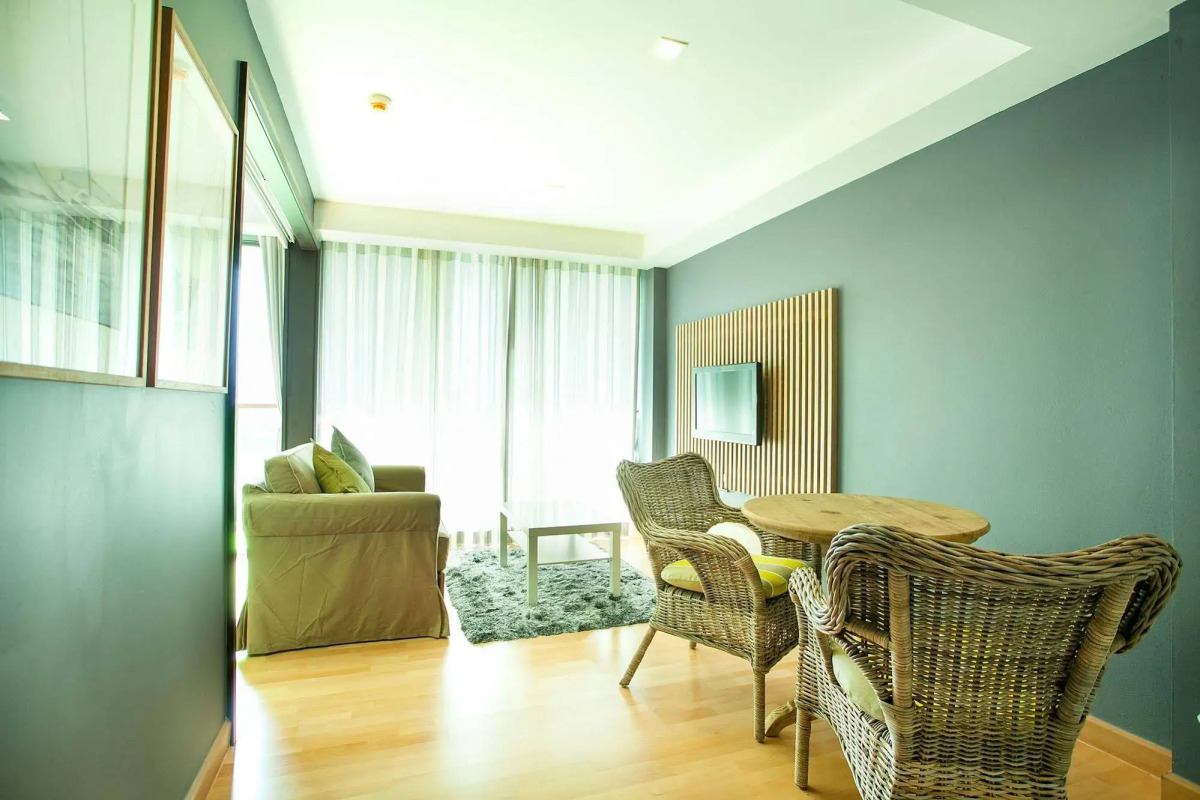 Rocco Hua Hin Beach Seaview