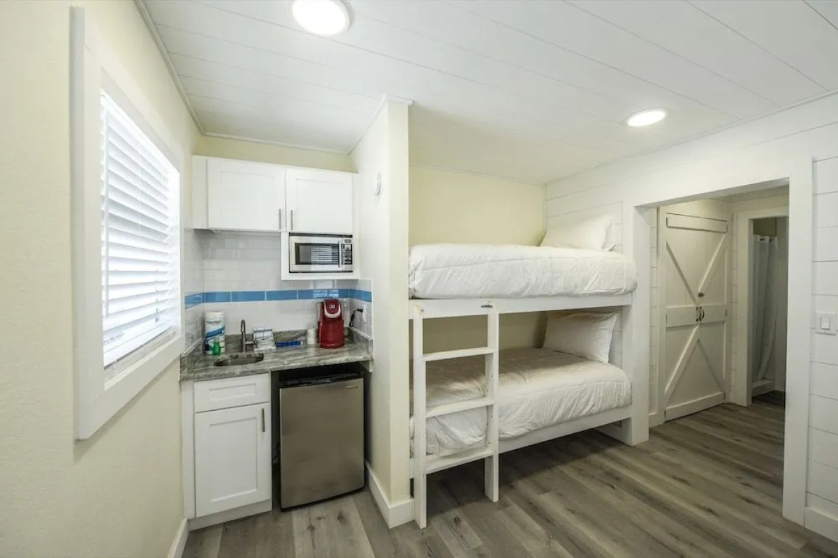 Siesta Key Beach Resort and Suites