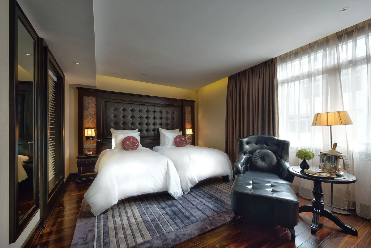 Paradise Suites Hotel