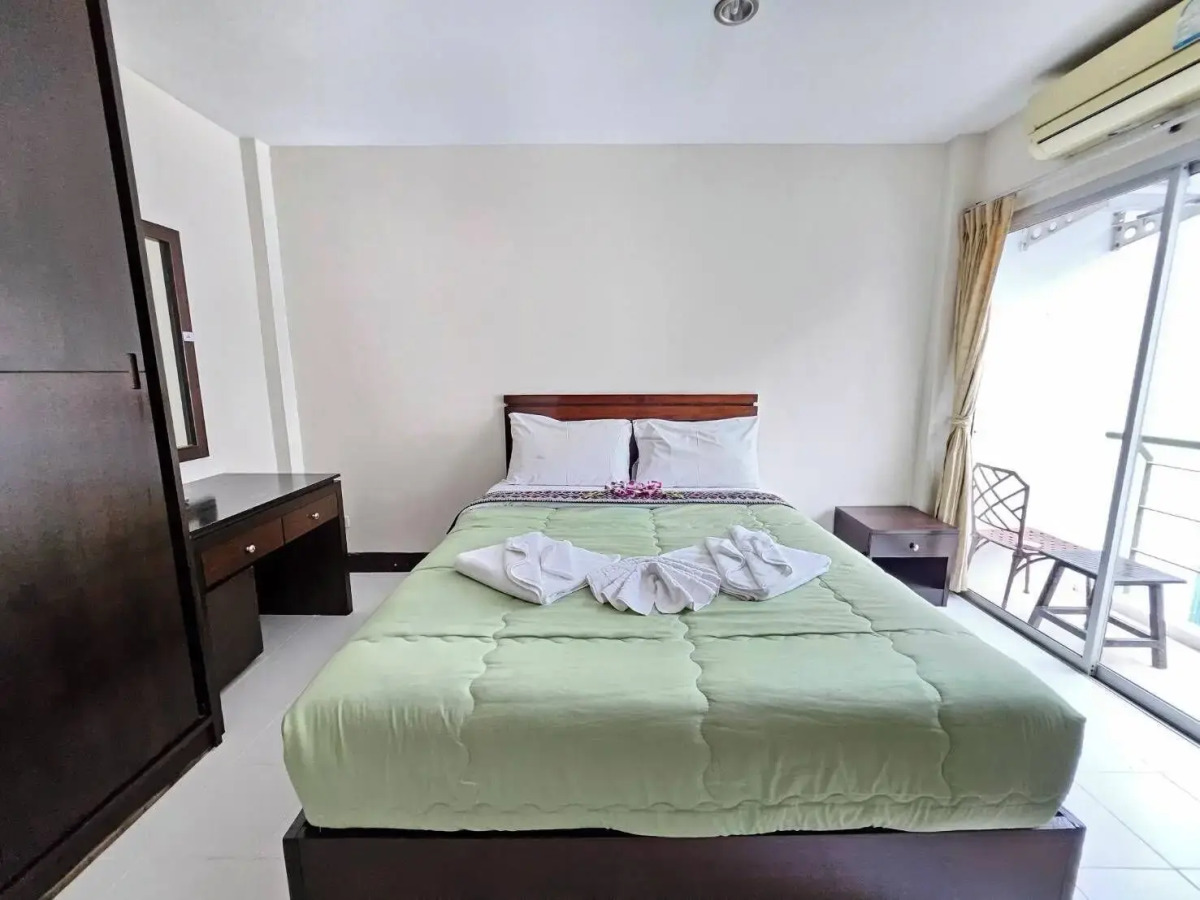 Patong Moon Inn Guesthouse