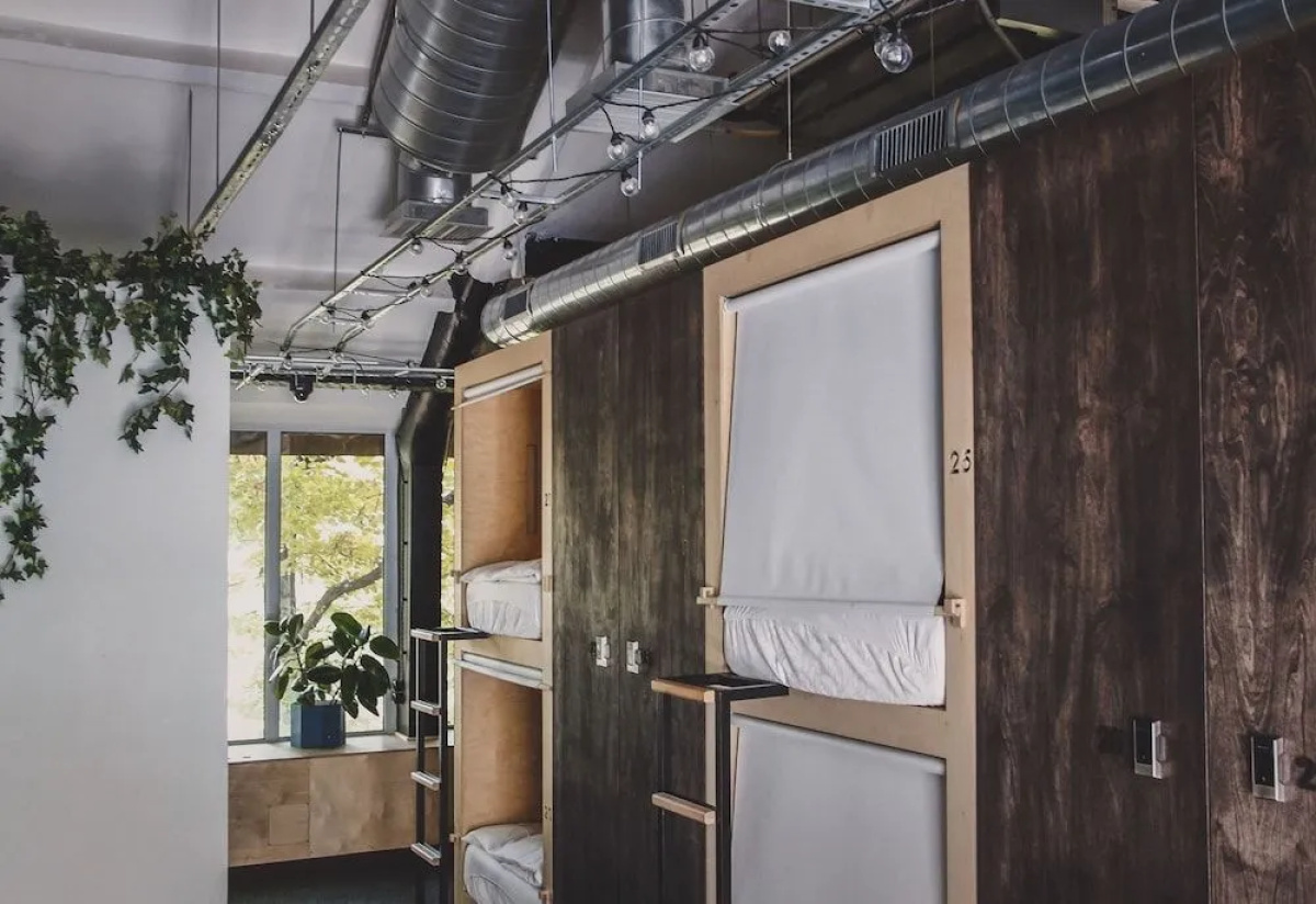 Botanist Hostel