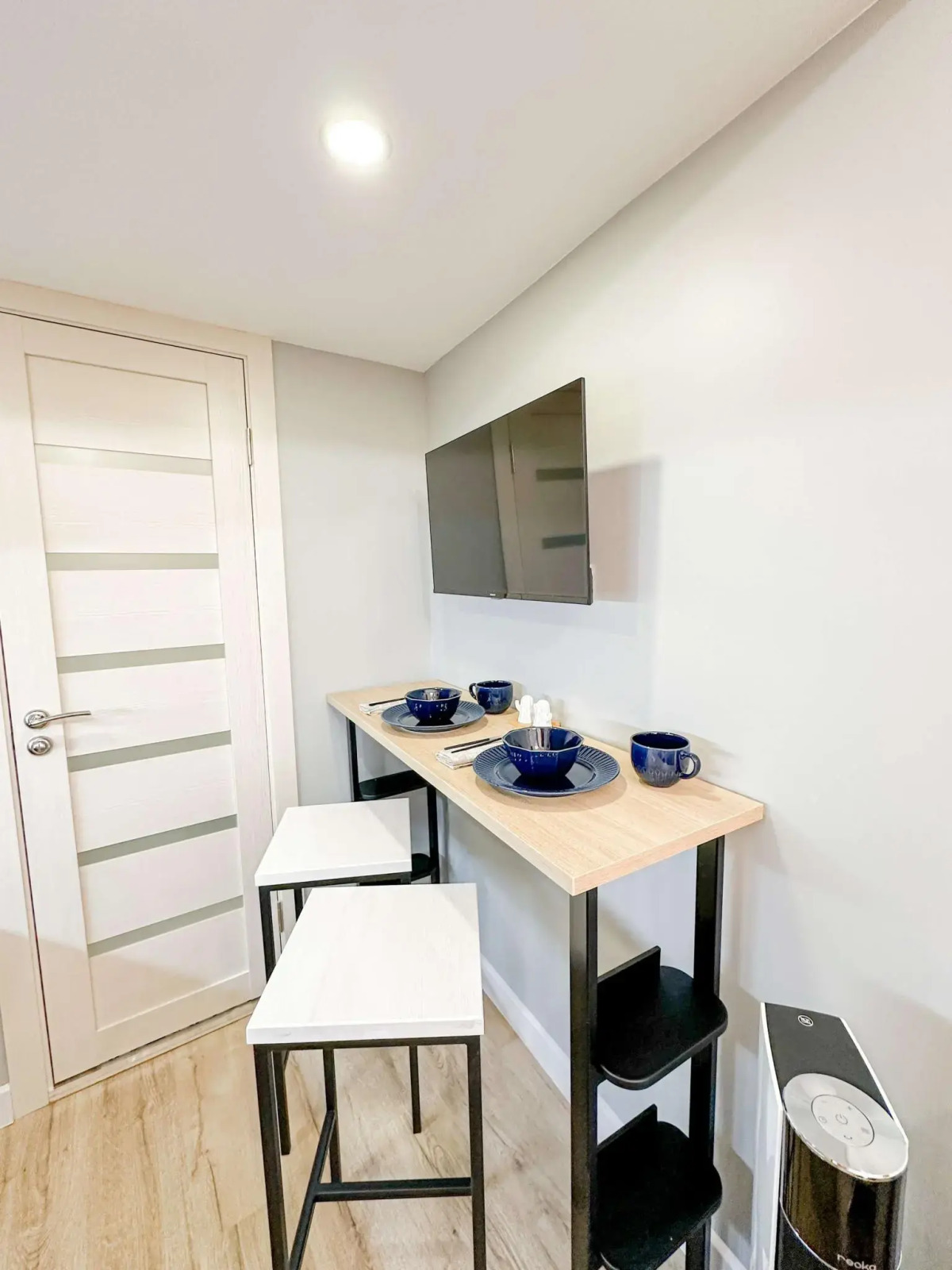 Метры в центре на Греческом проспекте 17