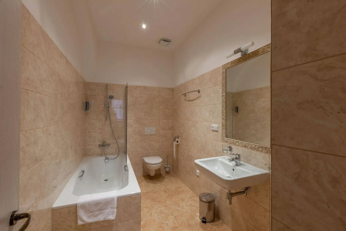 Boutique Residence by Little King